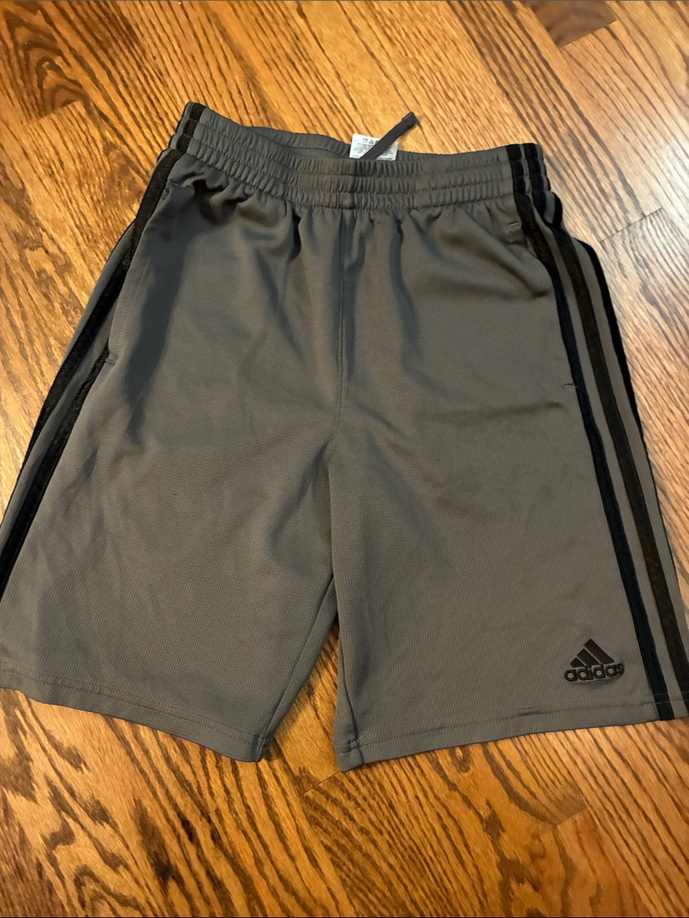 adidas Boys 10/12 Medium Gray Athletic Shorts with Black Side Stripes comfy